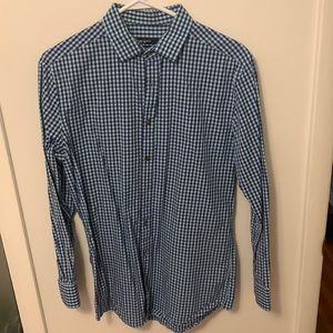 Men’s medium bar III slim fit dress shirt, car any collection. Medium